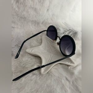 Round Oversized Black rhinestones sunglasses